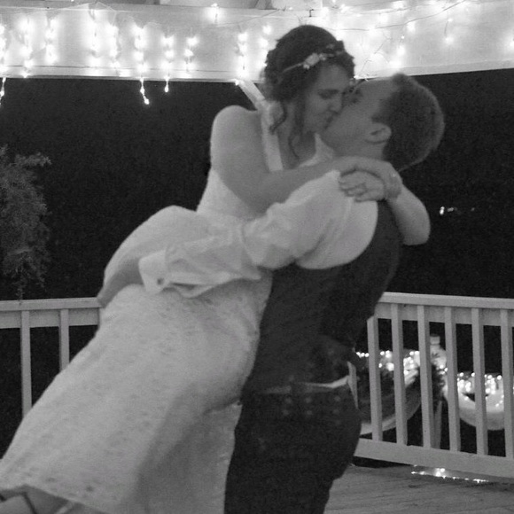 Meet your Posher, Amanda - Picture 5 of 14